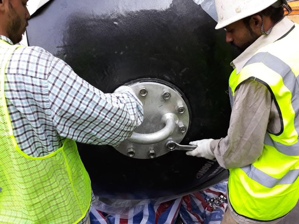 Jetty Balloon Fender Installation thumbnail 2