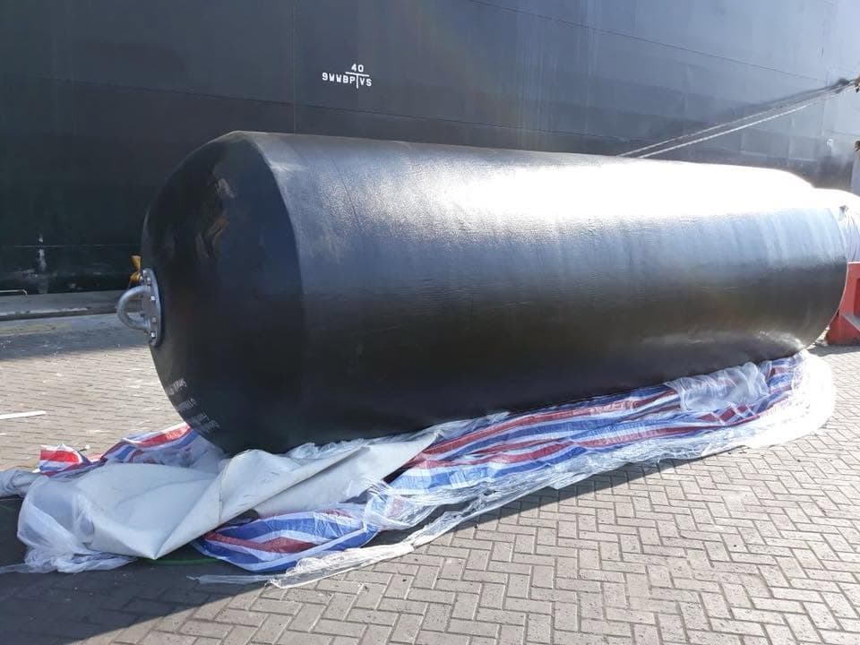 Jetty Balloon Fender Installation thumbnail 4